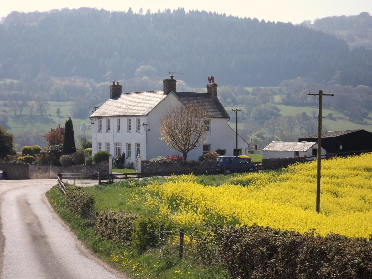 Hardwick Farm Villa Abergavenny ภายนอก รูปภาพ